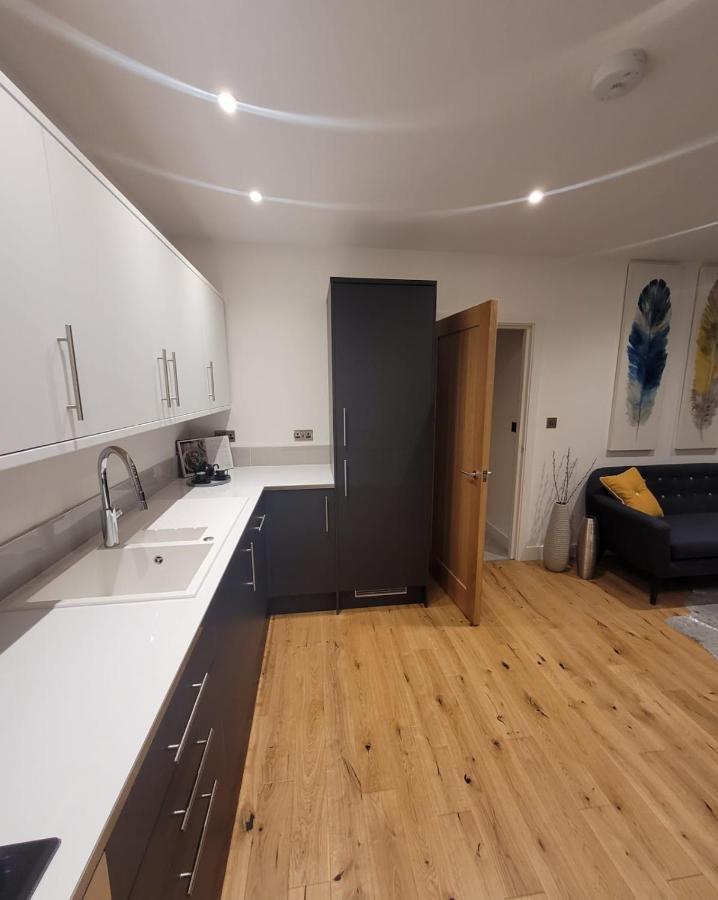Luxury 2 Bed Apartment In The Heart Of Rochester Rochester  Exteriör bild